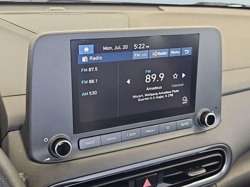 Certified 2023 Hyundai Kona SE AWD/4WD image 17