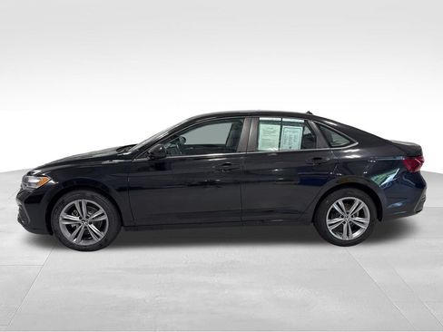 Used 2024 Volkswagen Jetta SE FWD image 44
