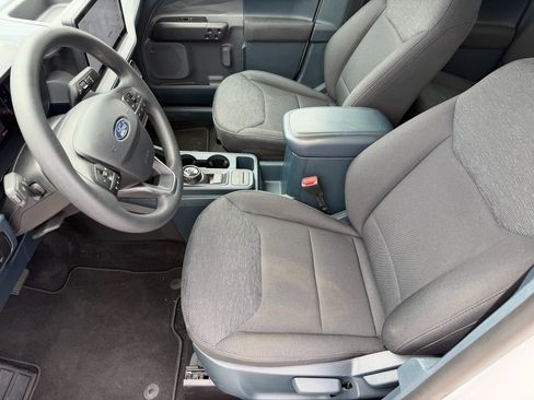 Certified 2025 Ford Maverick XL FWD image 15