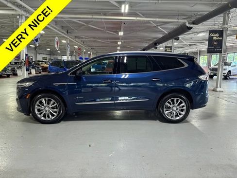 Used 2022 Buick Enclave Avenir w/ Avenir Technology Package AWD/4WD image 2