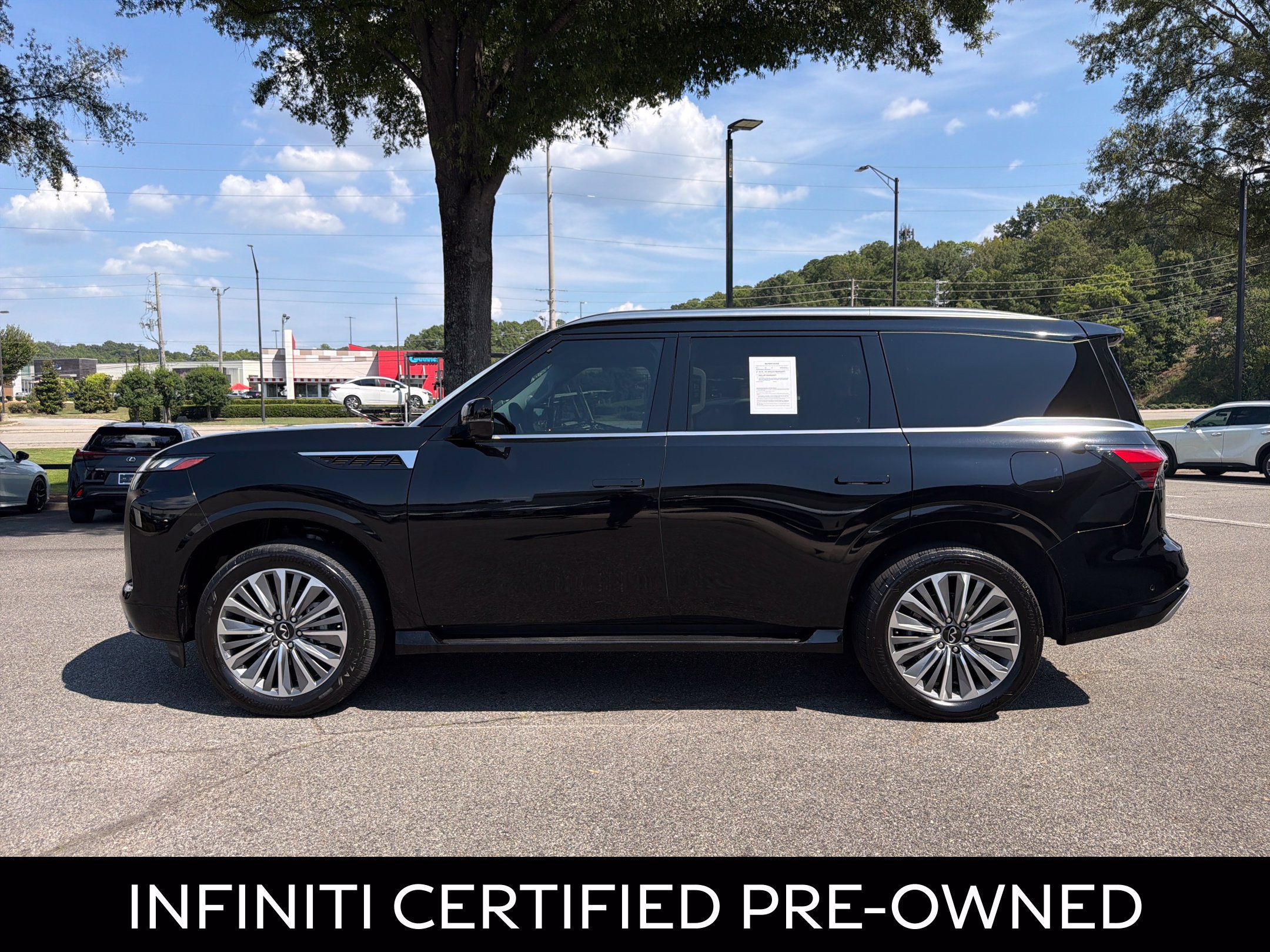 Certified 2025 INFINITI QX80 Luxe RWD image 7