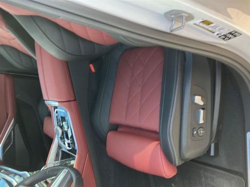 Used 2026 BMW X6 xDrive40i w/ Premium Package AWD/4WD image 3
