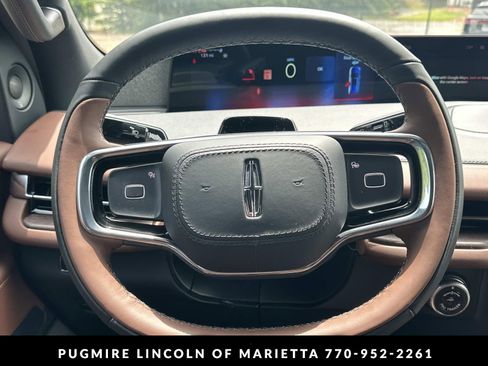 New 2026 Lincoln Navigator L Reserve AWD/4WD image 25
