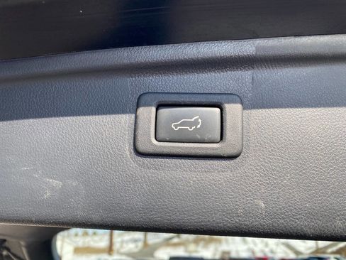 Used 2016 Subaru Outback 3.6R Limited image 28