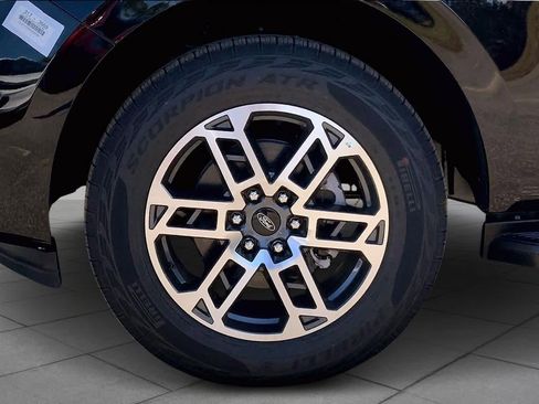 New 2025 Ford Expedition Max Active image 12