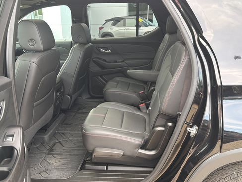 Used 2023 Chevrolet Traverse RS w/ LPO, Floor Liner Package AWD/4WD image 15