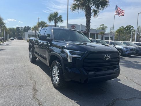 Used 2024 Toyota Tundra SR5 w/ SR5 Convenience Package AWD/4WD image 2