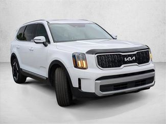 Used 2024 Kia Telluride EX FWD video 3