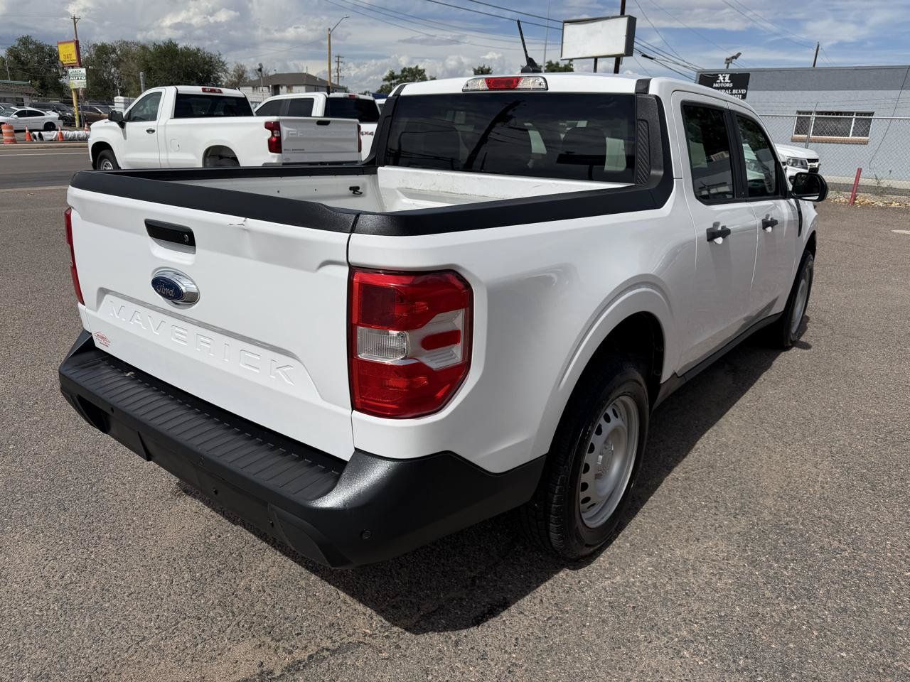 Used 2022 Ford Maverick XL FWD image 10