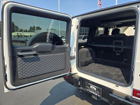 Used 2024 Mercedes-Benz G 63 AMG 4MATIC image 23