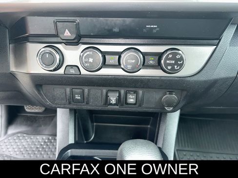 Used 2019 Toyota Tacoma SR5 AWD/4WD image 23