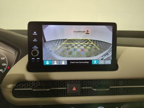 Used 2024 Honda HR-V EX-L image 17