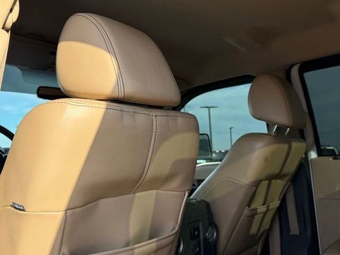 Used 2011 Ford F350 Lariat w/ Lariat Interior Pkg image 18