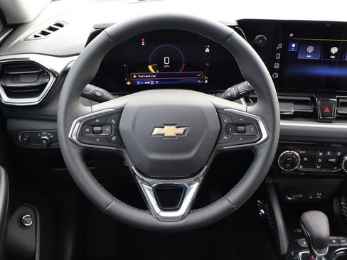 New 2026 Chevrolet TrailBlazer LT w/ Convenience Package AWD/4WD image 16