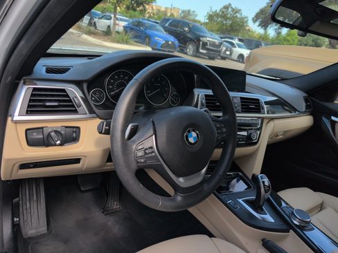 Used 2018 BMW 328d Sedan w/ Premium Package RWD image 6