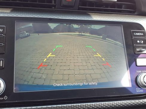 Used 2023 Nissan Kicks SV image 18