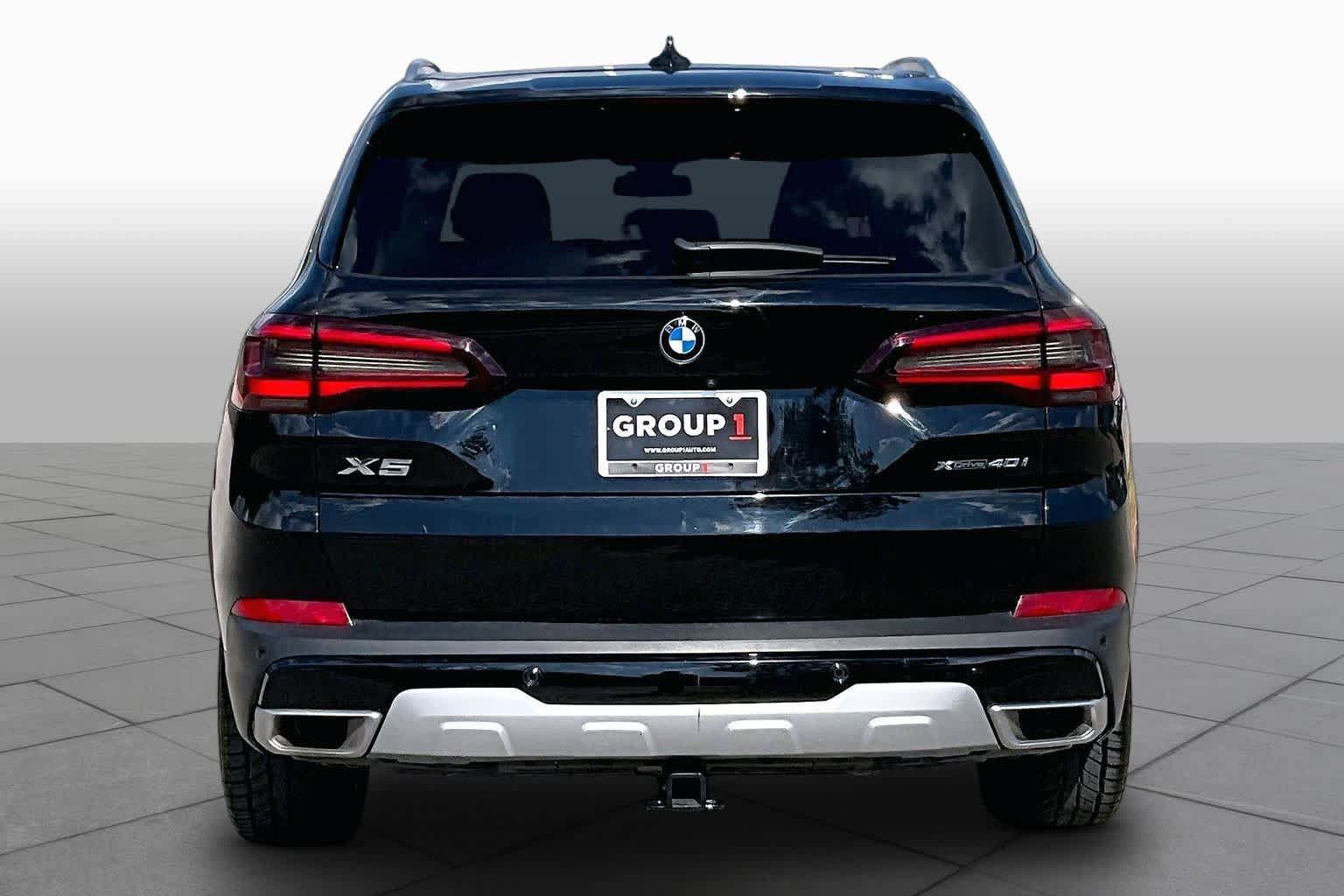 Used 2023 BMW X5 xDrive40i w/ Premium Package AWD/4WD image 5
