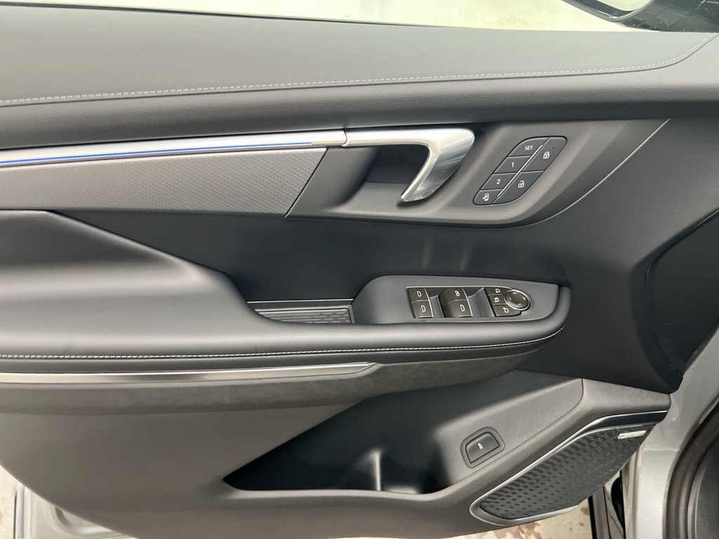 New 2027 Buick Enclave Sport Touring w/ Power Package AWD/4WD image 21