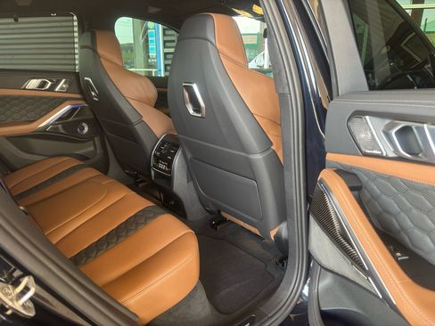 Used 2024 BMW X6 M Competition w/ Executive Package image 30