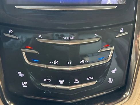 Used 2014 Cadillac CTS Luxury RWD image 13