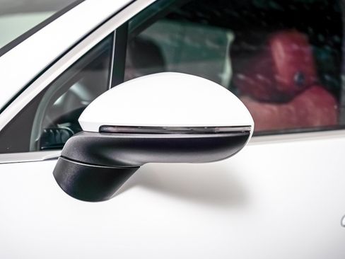 Certified 2023 Porsche Cayenne AWD/4WD image 30