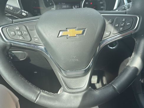 Used 2024 Chevrolet Equinox LT FWD image 12