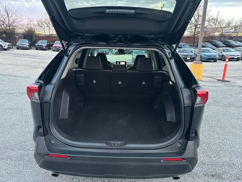 Used 2025 Toyota RAV4 LE image 30