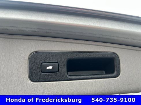 Used 2014 Honda Odyssey EX-L image 12