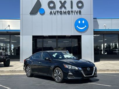 Used 2022 Nissan Altima 2.5 SV