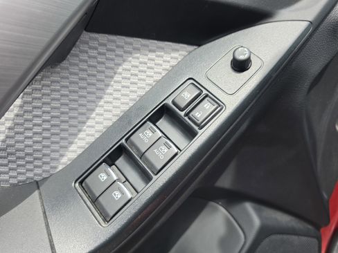 Used 2018 Subaru Forester 2.5i Premium AWD/4WD image 17