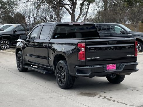 Used 2023 Chevrolet Silverado 1500 Custom image 4