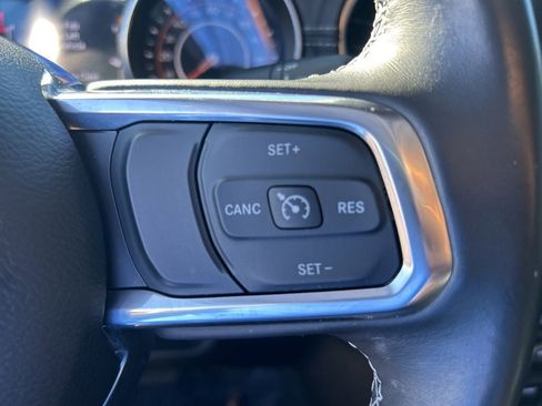 Certified 2022 Jeep Gladiator Overland w/ Popular Equipment Package image 42