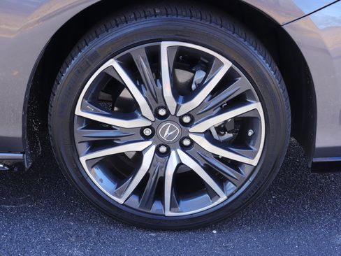 Used 2020 Acura RLX Sport Hybrid w/ Advance Pkg image 42