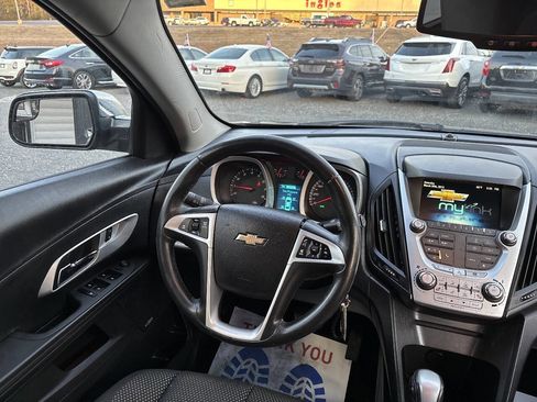 Used 2013 Chevrolet Equinox LT image 17