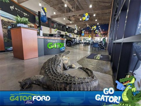 Used 2023 Jeep Grand Cherokee Altitude image 34