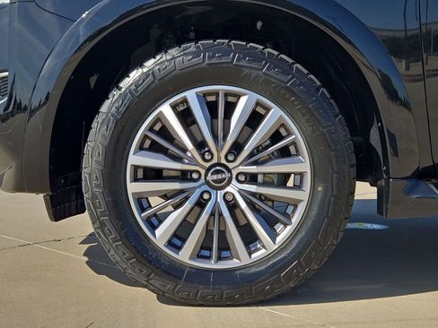 Used 2023 Nissan Armada SL w/ Captain's Chairs Package RWD image 13