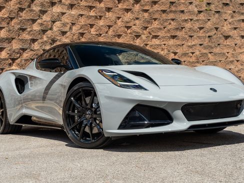 New 2025 Lotus Emira image 30