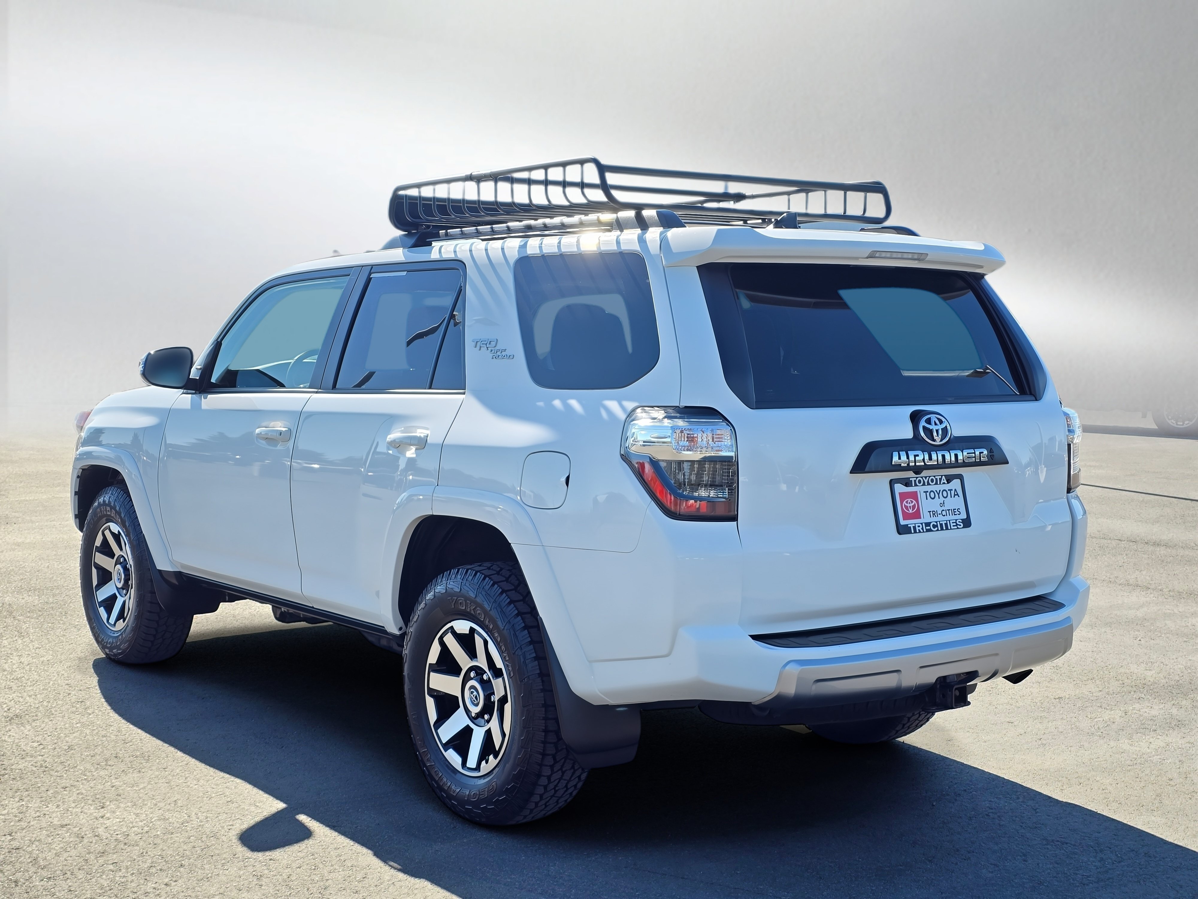 Used 2023 Toyota 4Runner TRD Off-Road Premium w/ Moonroof Package AWD/4WD image 3