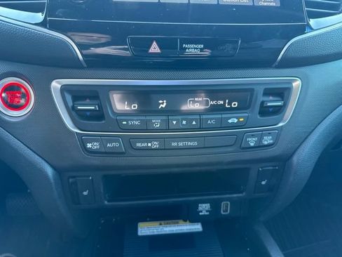 Used 2023 Honda Passport TrailSport image 16