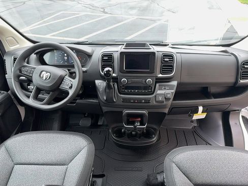 New 2026 RAM ProMaster 2500 w/ Quick Order Package 22G SLT image 6