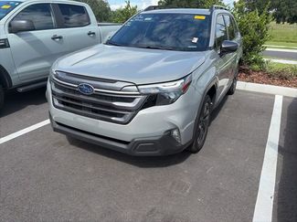 Used 2025 Subaru Forester Premium AWD/4WD video 1