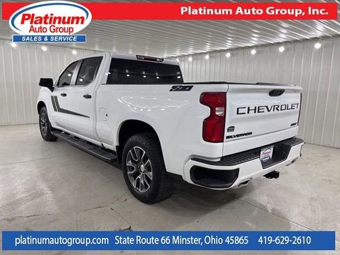 Used 2022 Chevrolet Silverado 1500 RST image 3