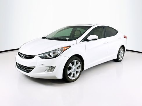 Used 2011 Hyundai Elantra Limited FWD image 3