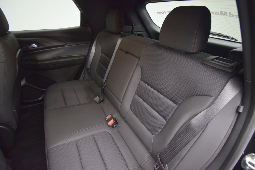 Used 2023 Chevrolet TrailBlazer RS w/ Convenience Package FWD image 18