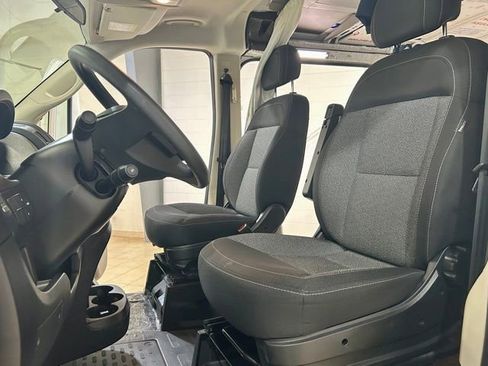 Used 2020 RAM ProMaster 1500 w/ Interior Convenience Group FWD image 11