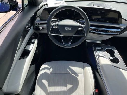 Used 2024 Cadillac Lyriq Luxury RWD image 13