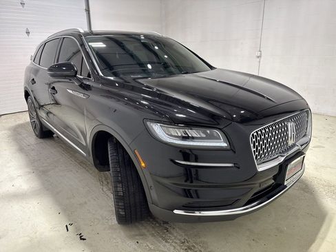 Used 2022 Lincoln Nautilus Reserve w/ Equipment Group 201A image 3