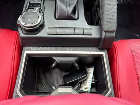 Used 2025 Toyota Tacoma SR5 image 23