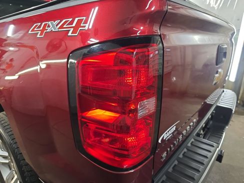 Used 2017 Chevrolet Silverado 1500 LT w/ All Star Edition AWD/4WD image 32