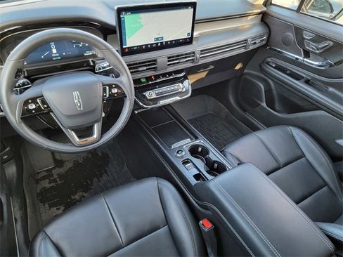 Certified 2024 Lincoln Corsair AWD w/ Equipment Group 101A image 38